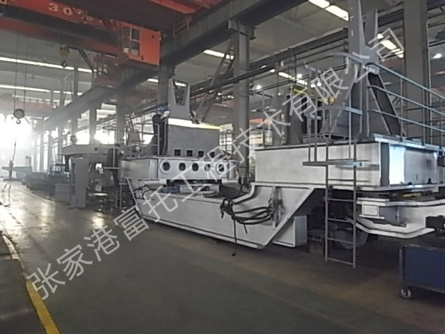 330トン溶鋼鍋台車